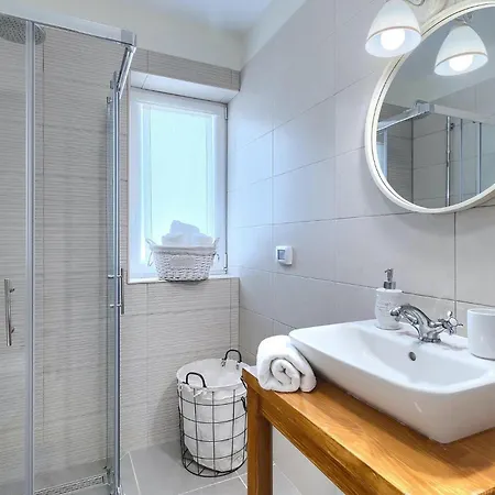 Stora Kuca Tatil Evi