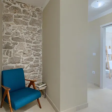 Stora Kuca Tatil Evi *