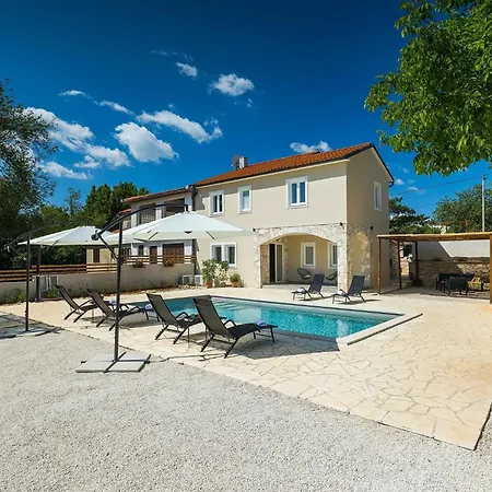 Holiday home Stora Kuca Krapan