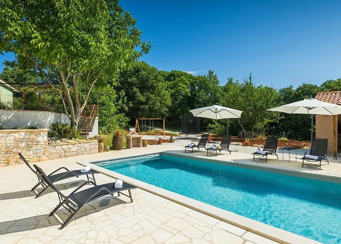 Stora Kuca Holiday home *