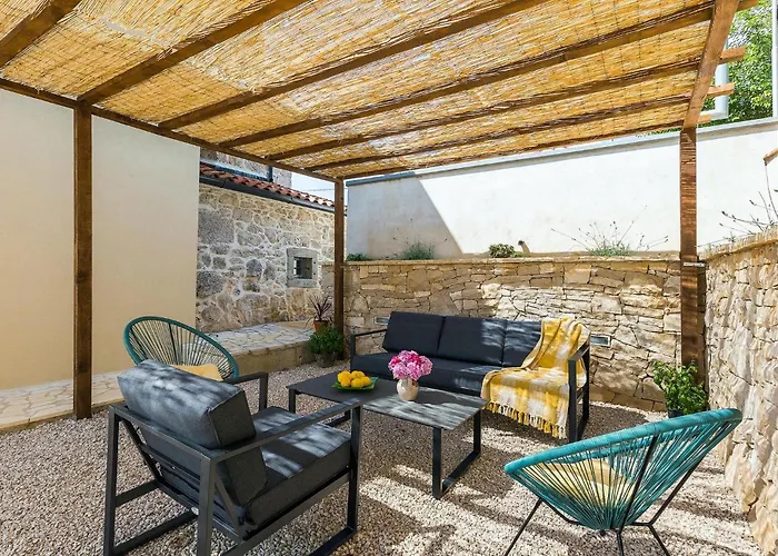 Stora Kuca Holiday home